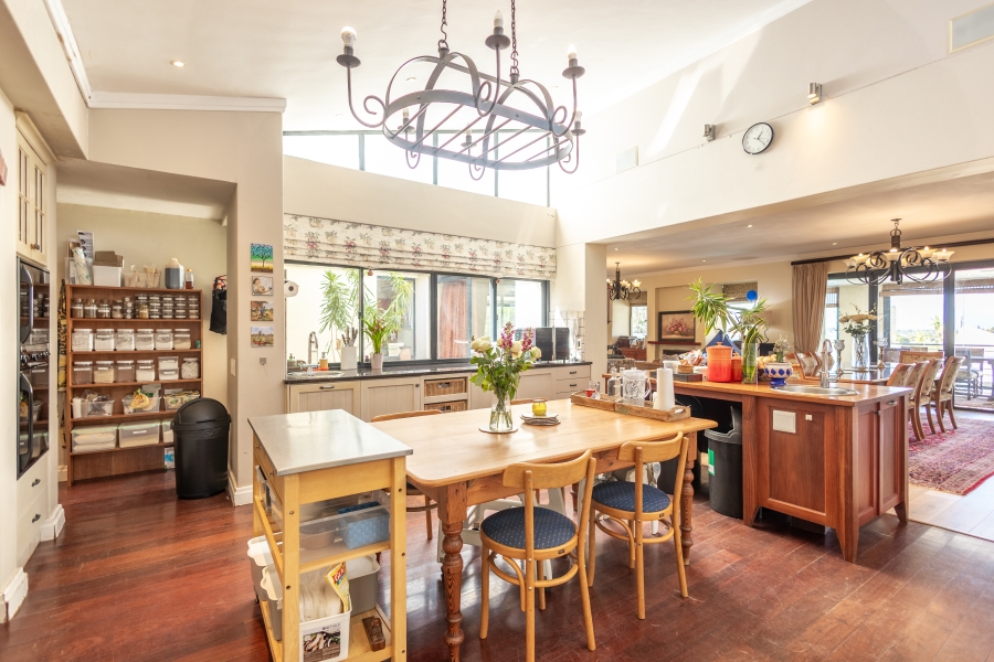 7 Bedroom Property for Sale in Welgedacht Western Cape